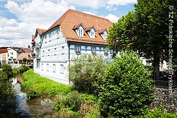 Heiligenstadter Hof (Heiligenstadt, Fränkische Schweiz) fachwerk, sommer