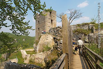 Ruine Neideck (Muggendorf-Streitberg, Fränkische Schweiz) Auf der Ruine Neideck
