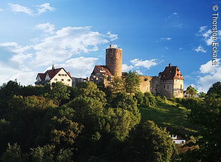 Burg Thann hoch ober dem Schwarzachtal (Burgthann, Nürnberger Land)