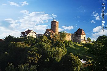 Burg Thann hoch ober dem Schwarzachtal (Burgthann, Nürnberger Land)